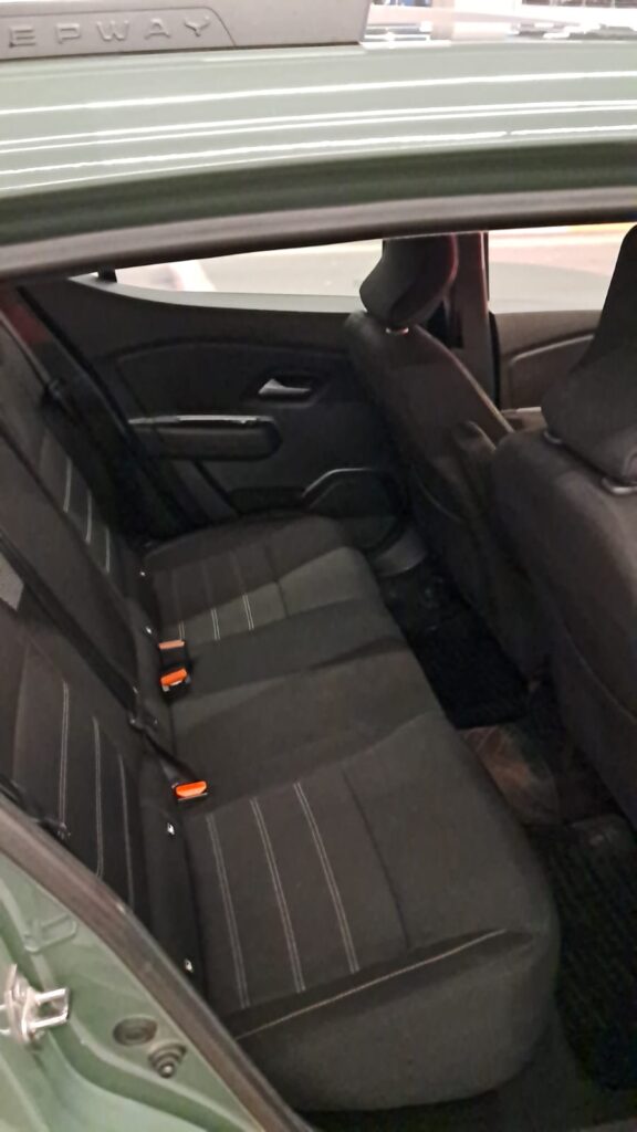 Dacia Sandero 2024-2025 или аналог в Стамбуле и Анталии, Турция