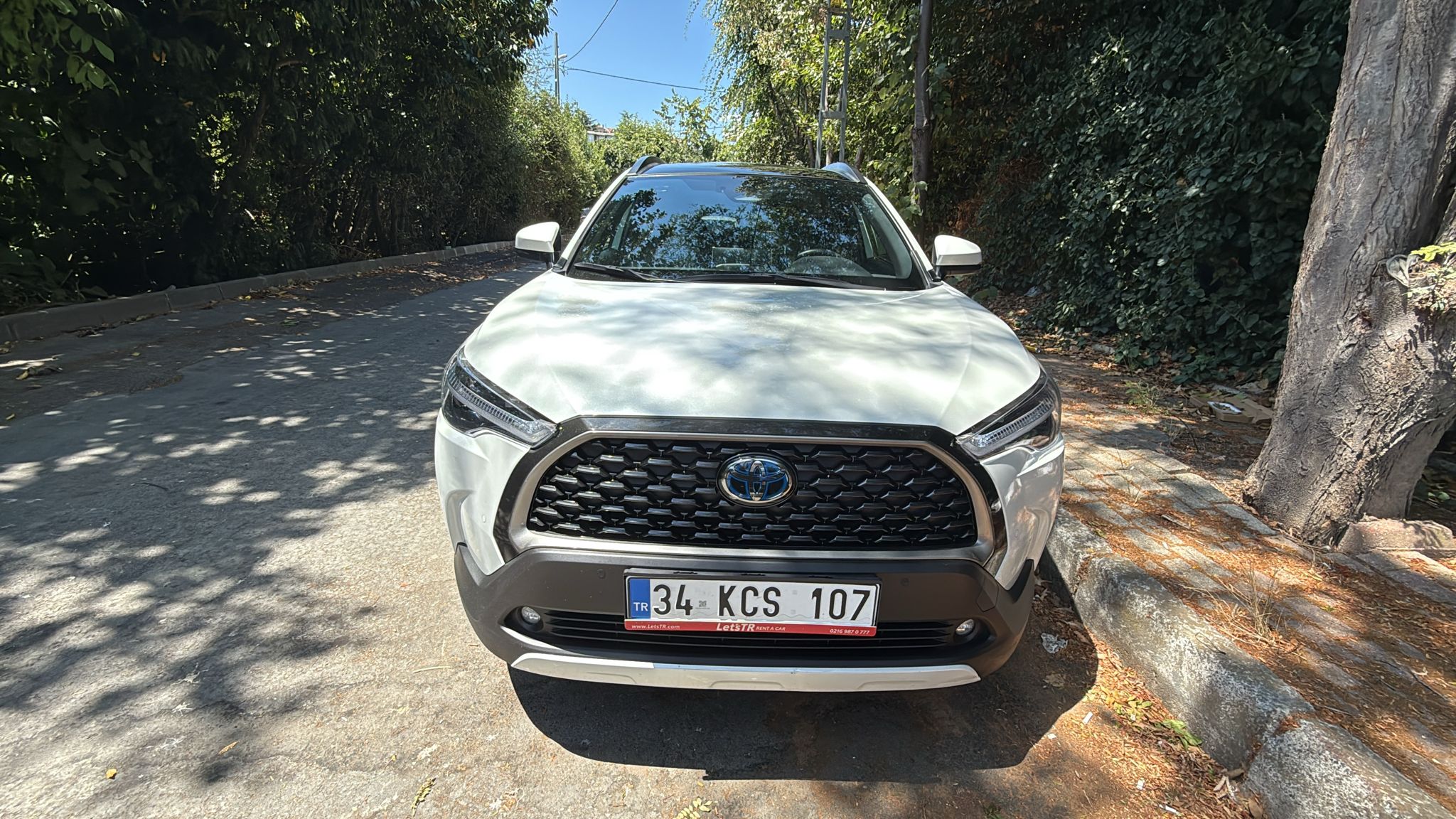 Toyota Corolla Cross 2024-2025 или аналог в Стамбуле и Анталии, Турция