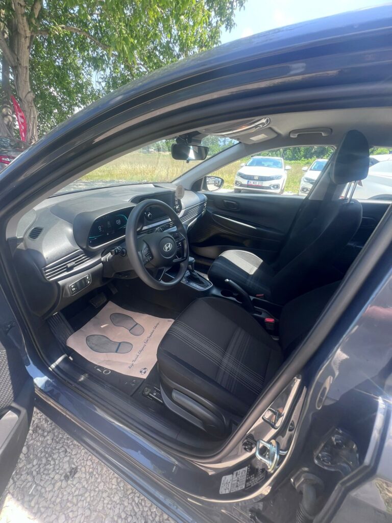 HYUNDAİ I20 автомат 2024-2025 или аналог в Стамбуле и Анталии, Турция