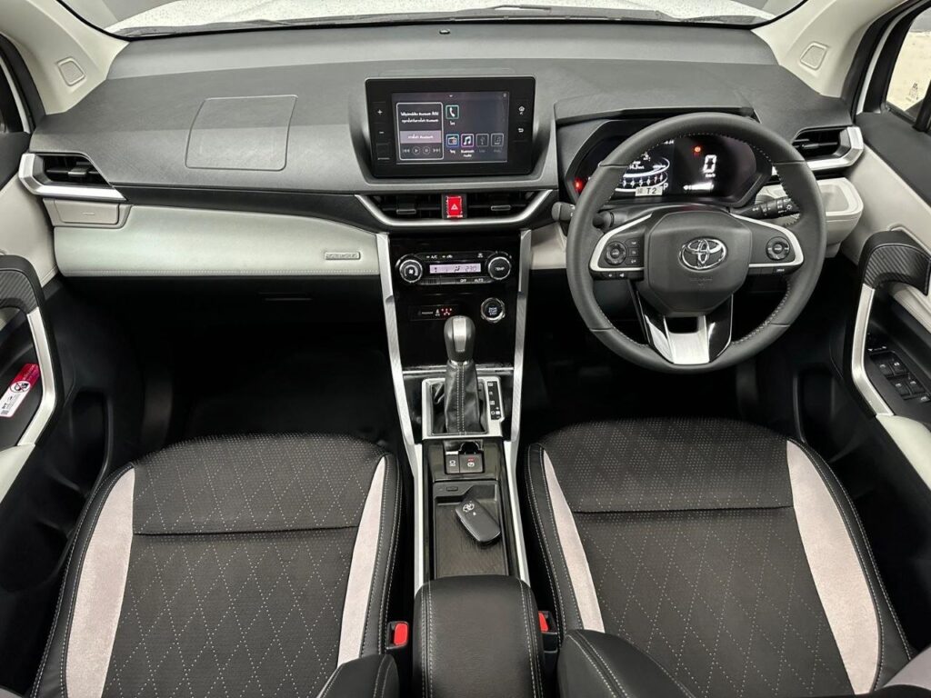 Toyota Veloz 7 мест 2023-2025 или аналог в Бангкоке, Таиланд