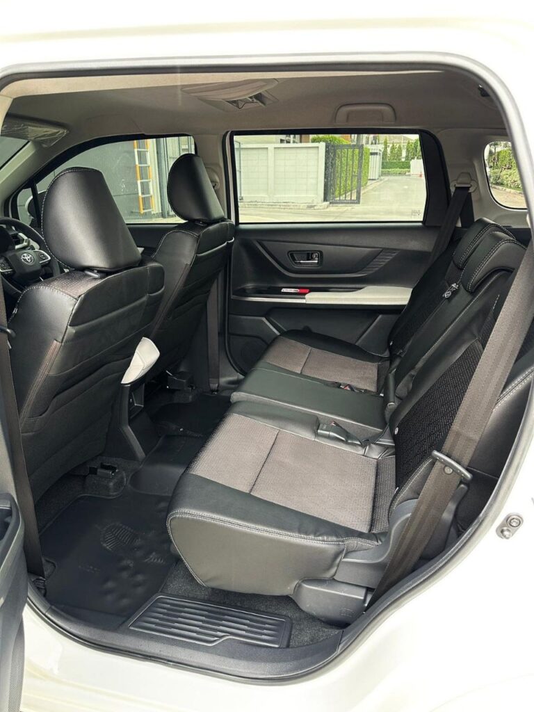 Toyota Veloz 7 мест 2023-2025 или аналог в Бангкоке, Таиланд