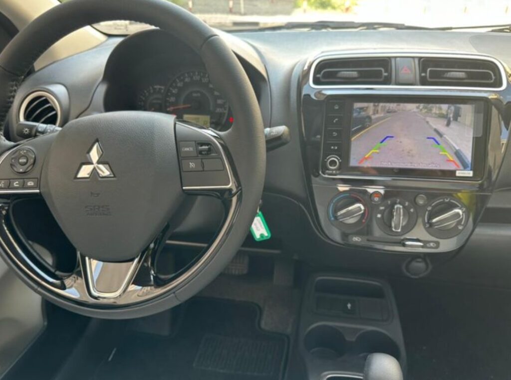 Mitsubishi Attrage автомат 2022-2023 или аналог в Дубаи, ОАЭ