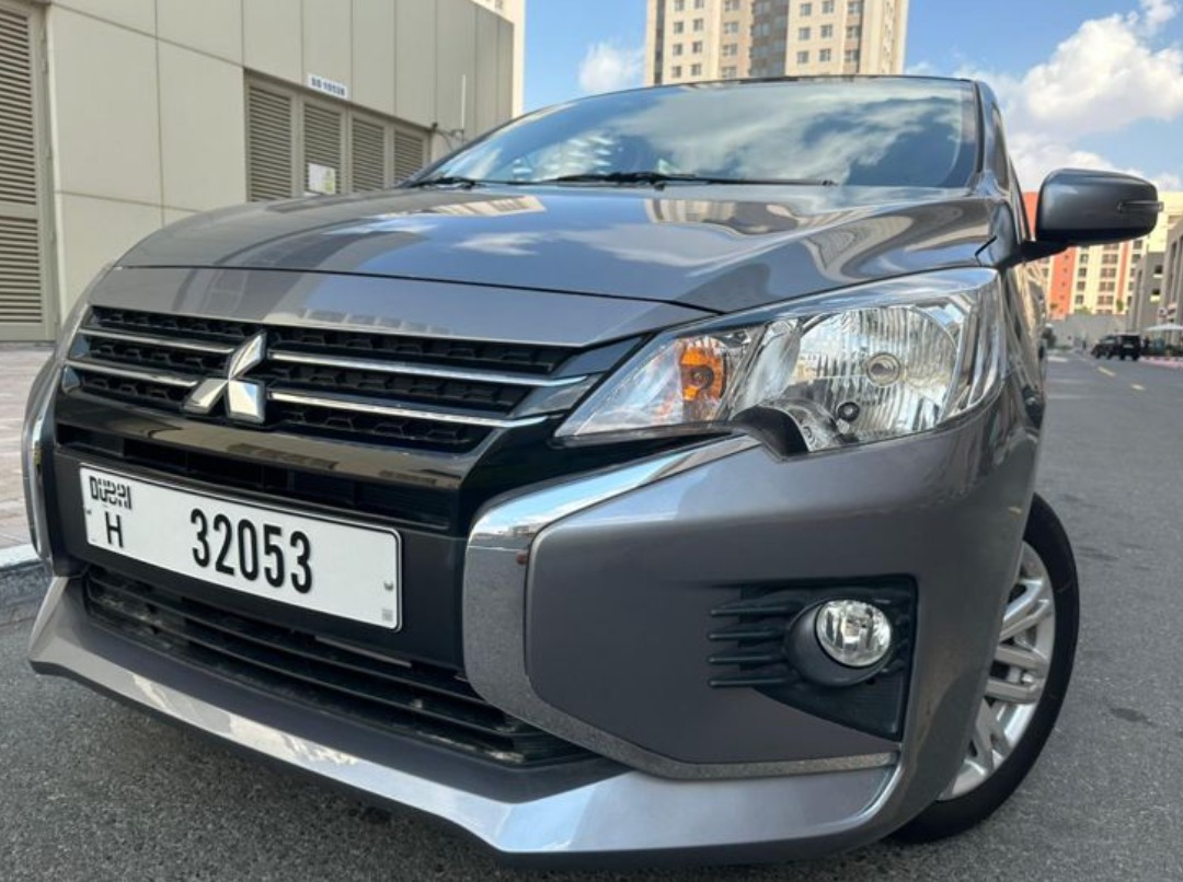 Mitsubishi Attrage автомат 2022-2023 или аналог в Дубаи, ОАЭ