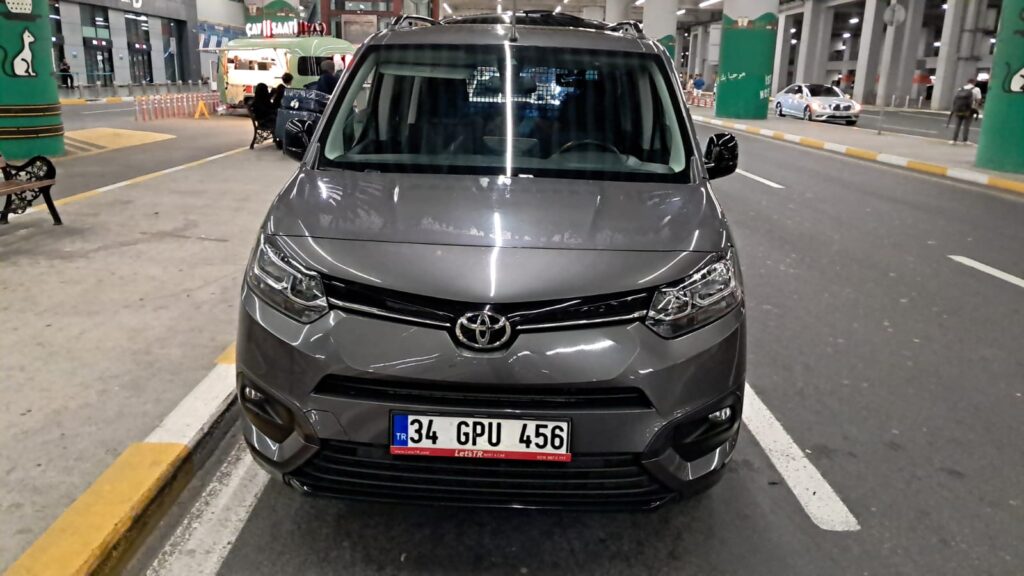 Toyota Proace City 2024-2025 или аналог в Стамбуле и Анталии, Турция