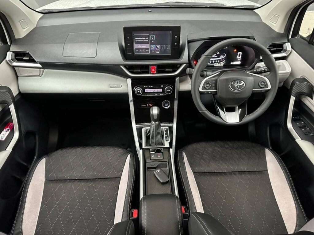 Toyota Velos 2023-2025 или аналог в Бангкоке, Таиланд