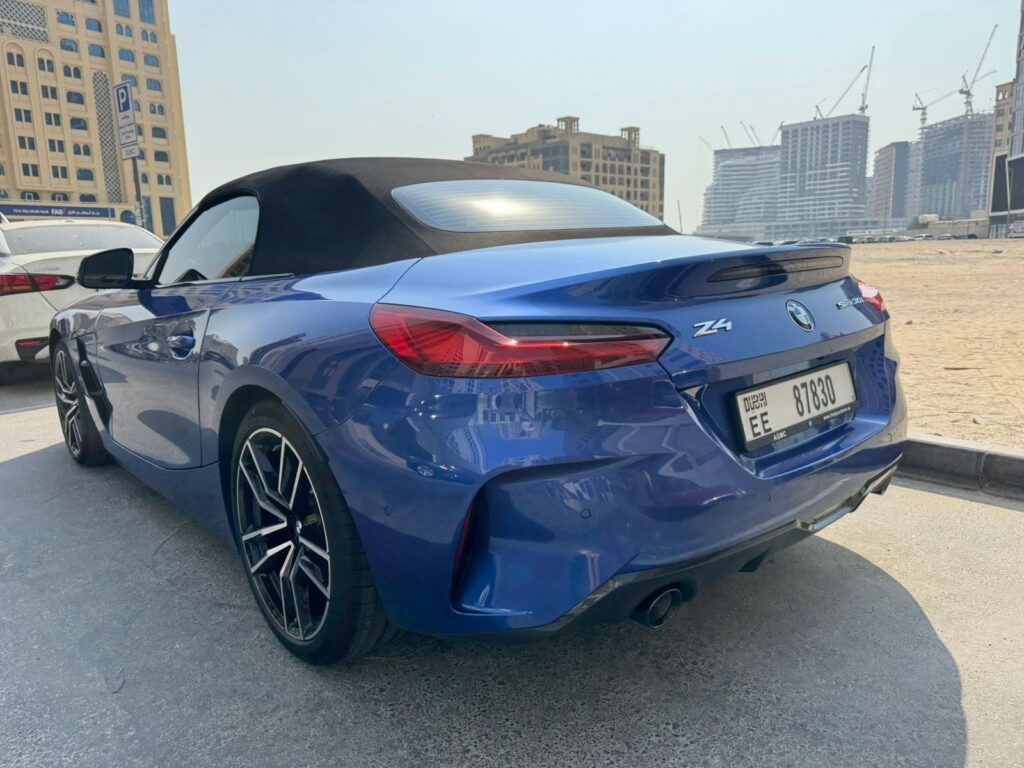 BMW Z4 30i 2026 blue или аналог в Дубаи, ОАЭ