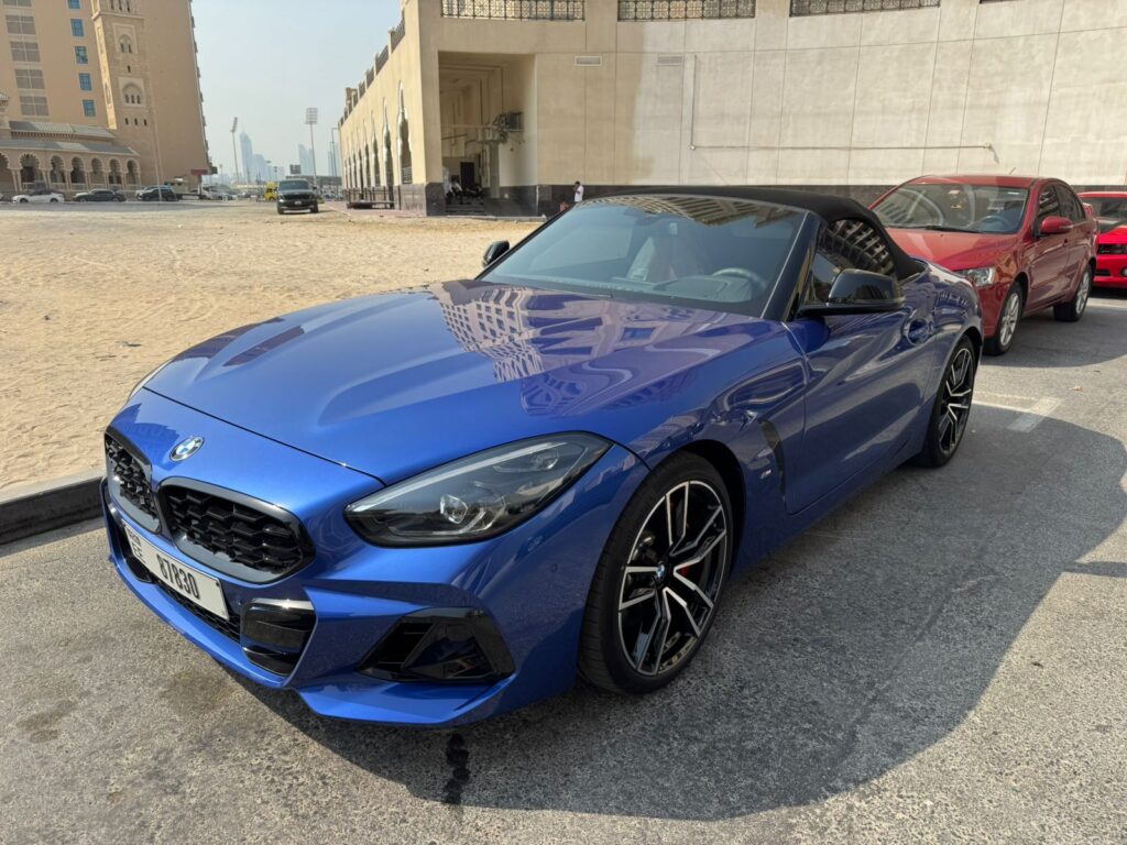BMW Z4 30i 2026 blue или аналог в Дубаи, ОАЭ