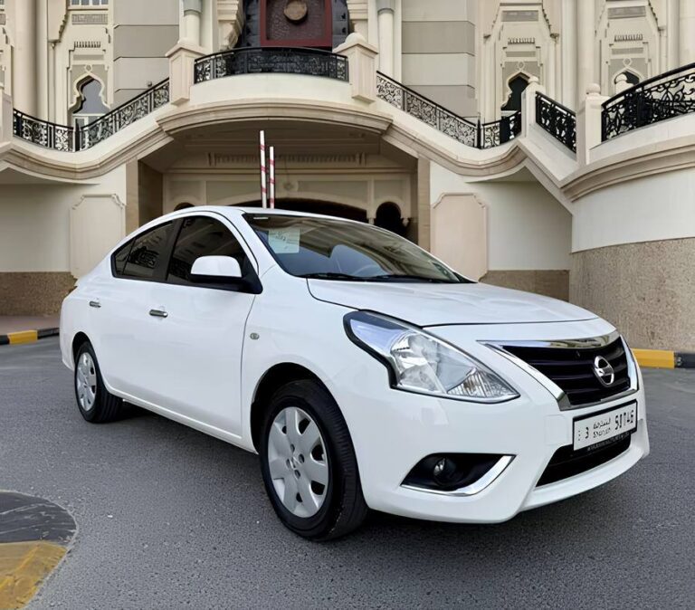 NISSAN SUNNY автомат 2022-2024 или аналог в Дубаи, ОАЭ
