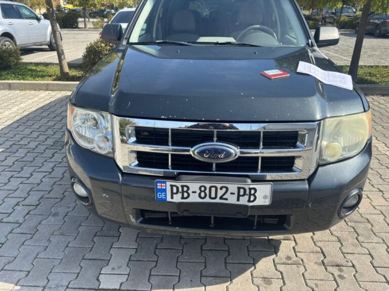 Ford Escape гибрид 2007-2009 или аналог в Тбилиси, Грузия
