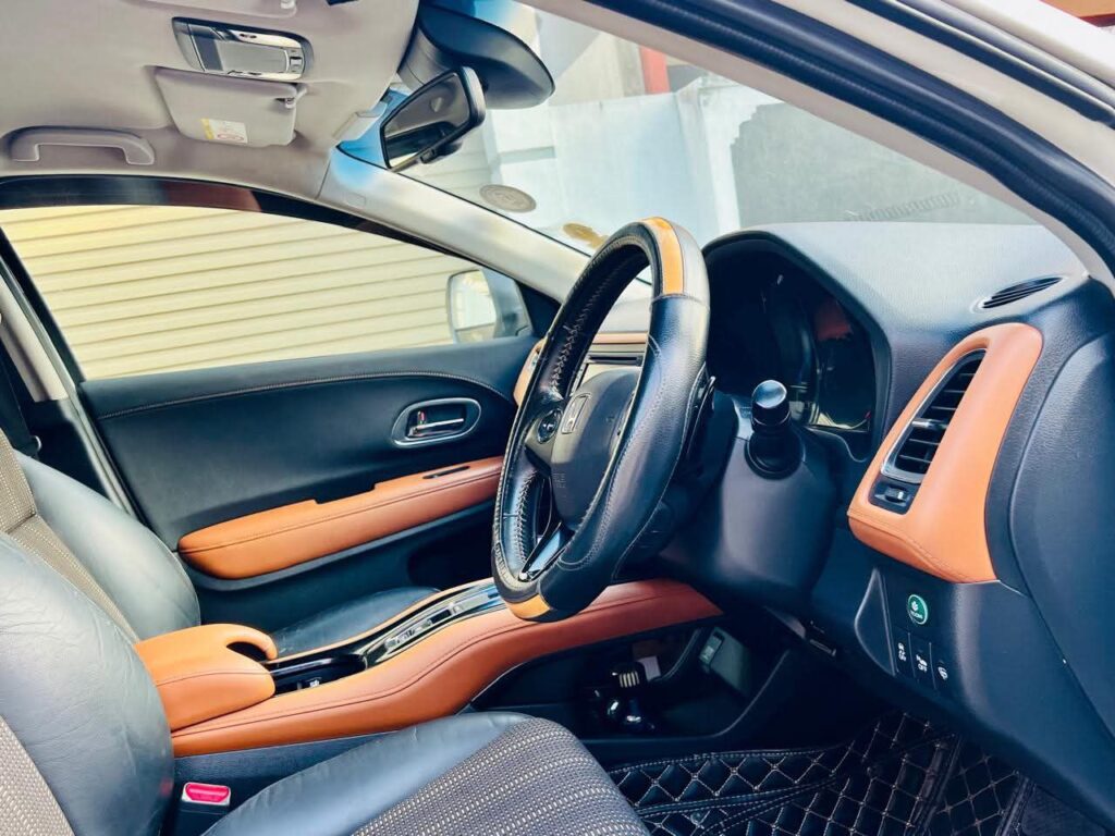 Honda Vezel гибрид 2016-2018 или аналог в Коломбо, Шри-Ланка