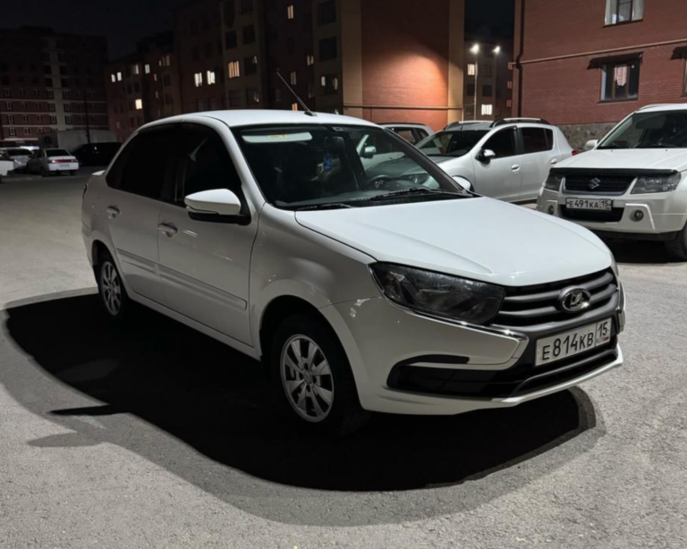 Lada Granta автомат 2018-2020 или аналог в Владикавказе, Россия