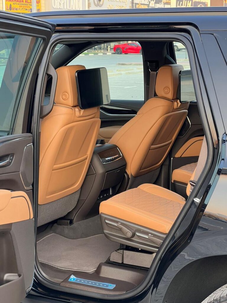 CADILLAC ESCALADE 2024 или аналог в Дубаи, ОАЭ