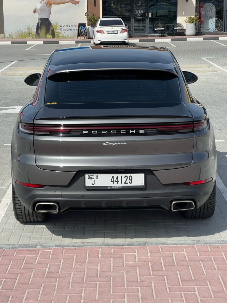 Porsche Cayenne 2025  или аналог в Дубаи, ОАЭ