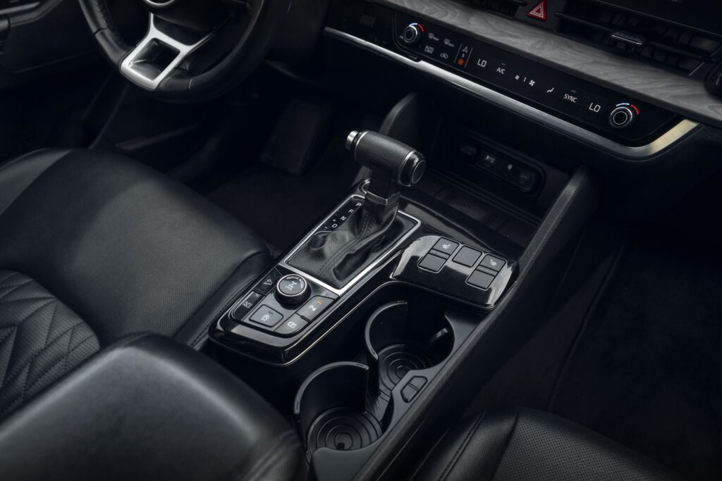 KIA SPORTAGE 2023-2025 или аналог в Тбилиси, Грузия