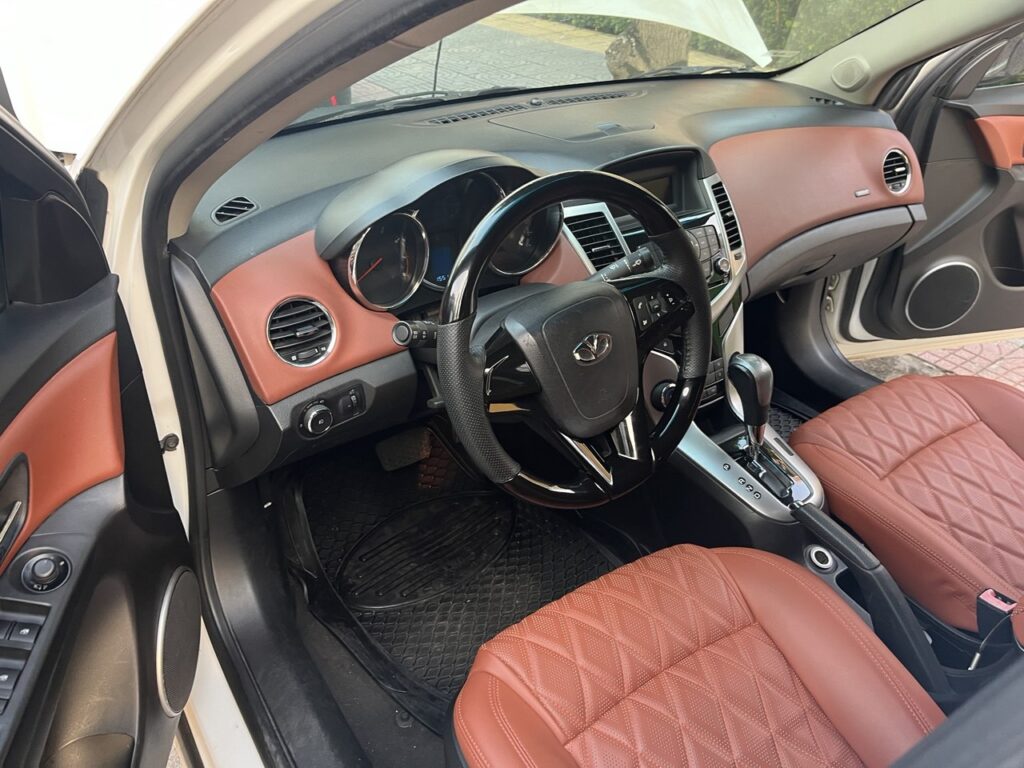 Chevrolet Cruze 2010 или аналог в Нячанге, Вьетнам