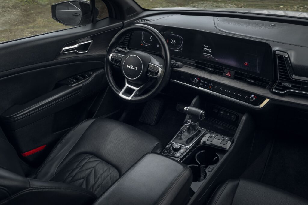 KIA SPORTAGE 2023-2025 или аналог в Тбилиси, Грузия