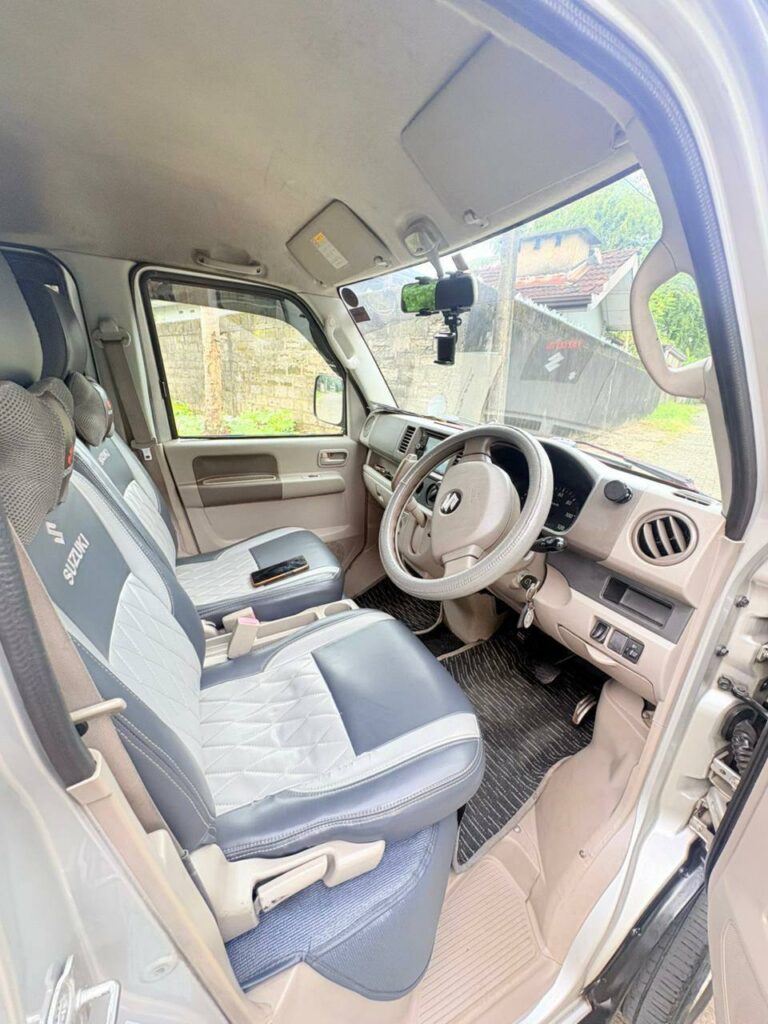 Suzuki Every 7 мест 2014-2017 или аналог на Шри-Ланке