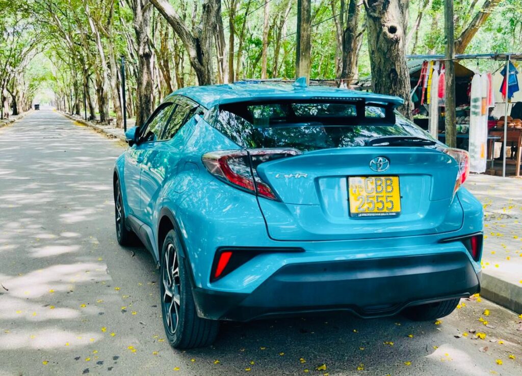 Toyota CHR 2018-2021 или аналог в Коломбо, Шри-Ланка