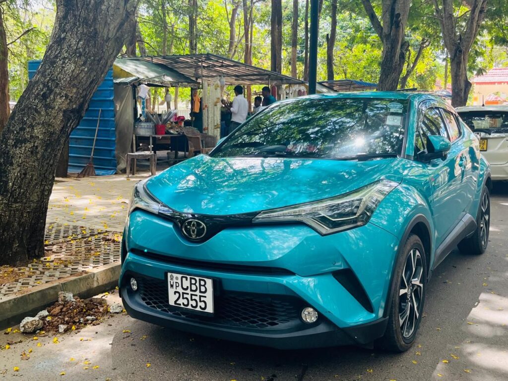 Toyota CHR 2018-2021 или аналог в Коломбо, Шри-Ланка