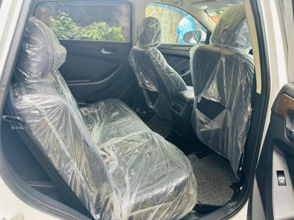 SsanYong Tivoli 7 мест 2019-2021 или аналог в Коломбо, Шри-Ланка