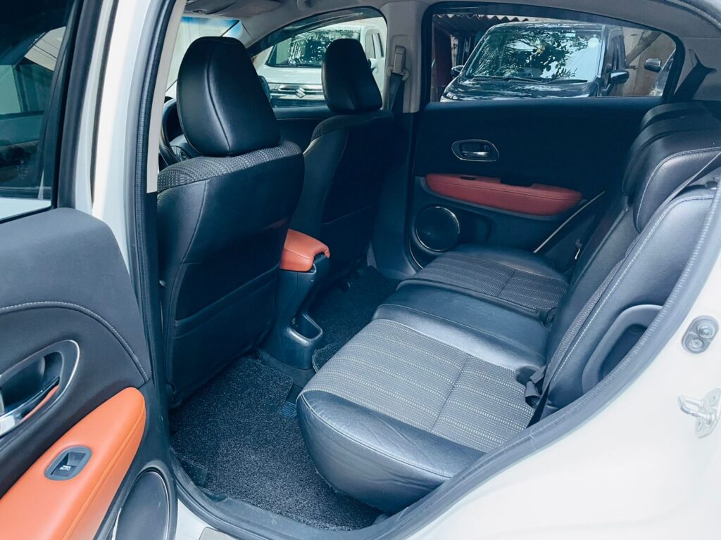 Honda Vezel 2013-2016 или аналог в Коломбо, Шри-Ланка