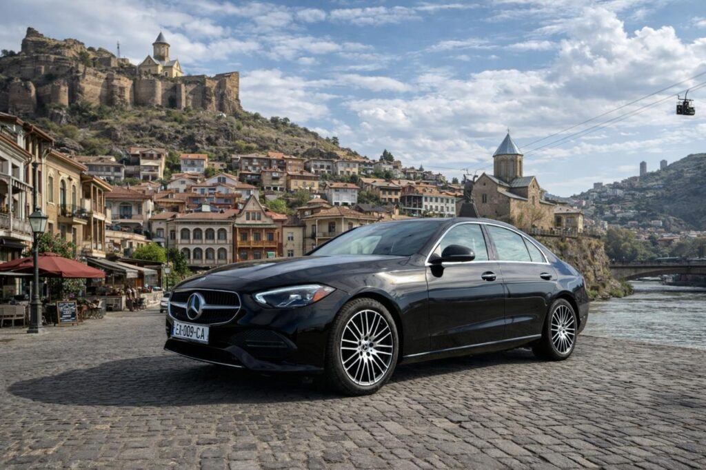 Mercedes C-class 4wd 2023-2024 или аналог в Тбилиси, Грузия