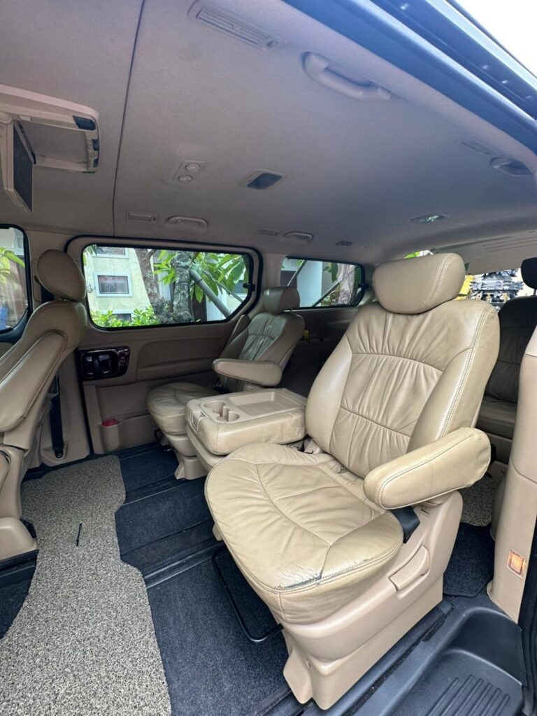 Hyundai Starex H1 9 мест без водителя на Бали