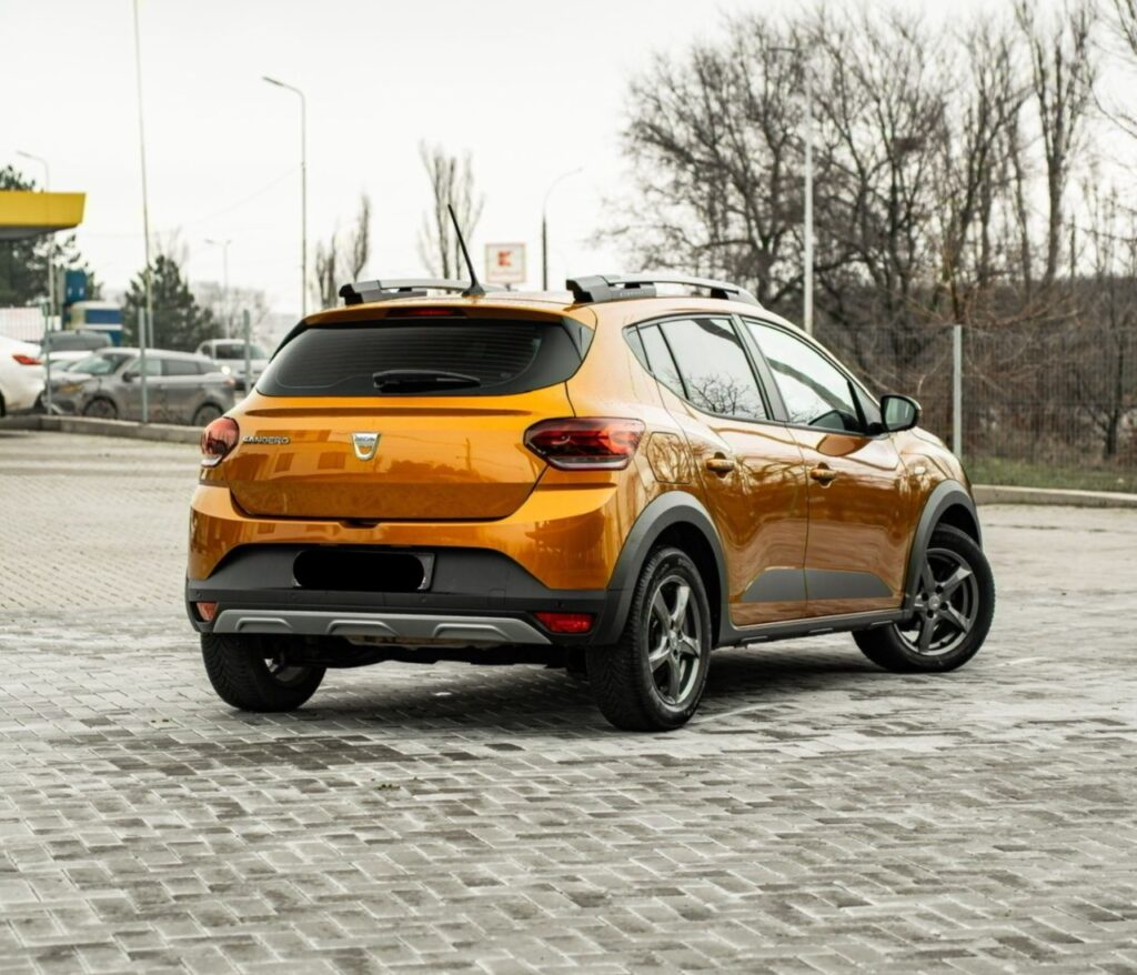 Dacia Sandero Stepway 2020-2022 год или аналог в Кишиневе, Молдавия