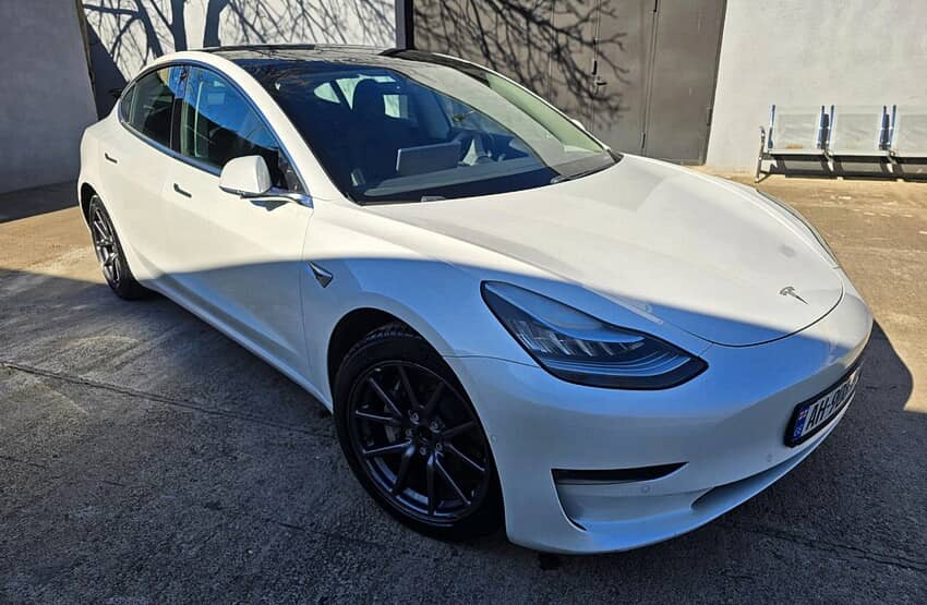 Tesla Model-3 2020-2023 или аналог в Тбилиси, Грузия