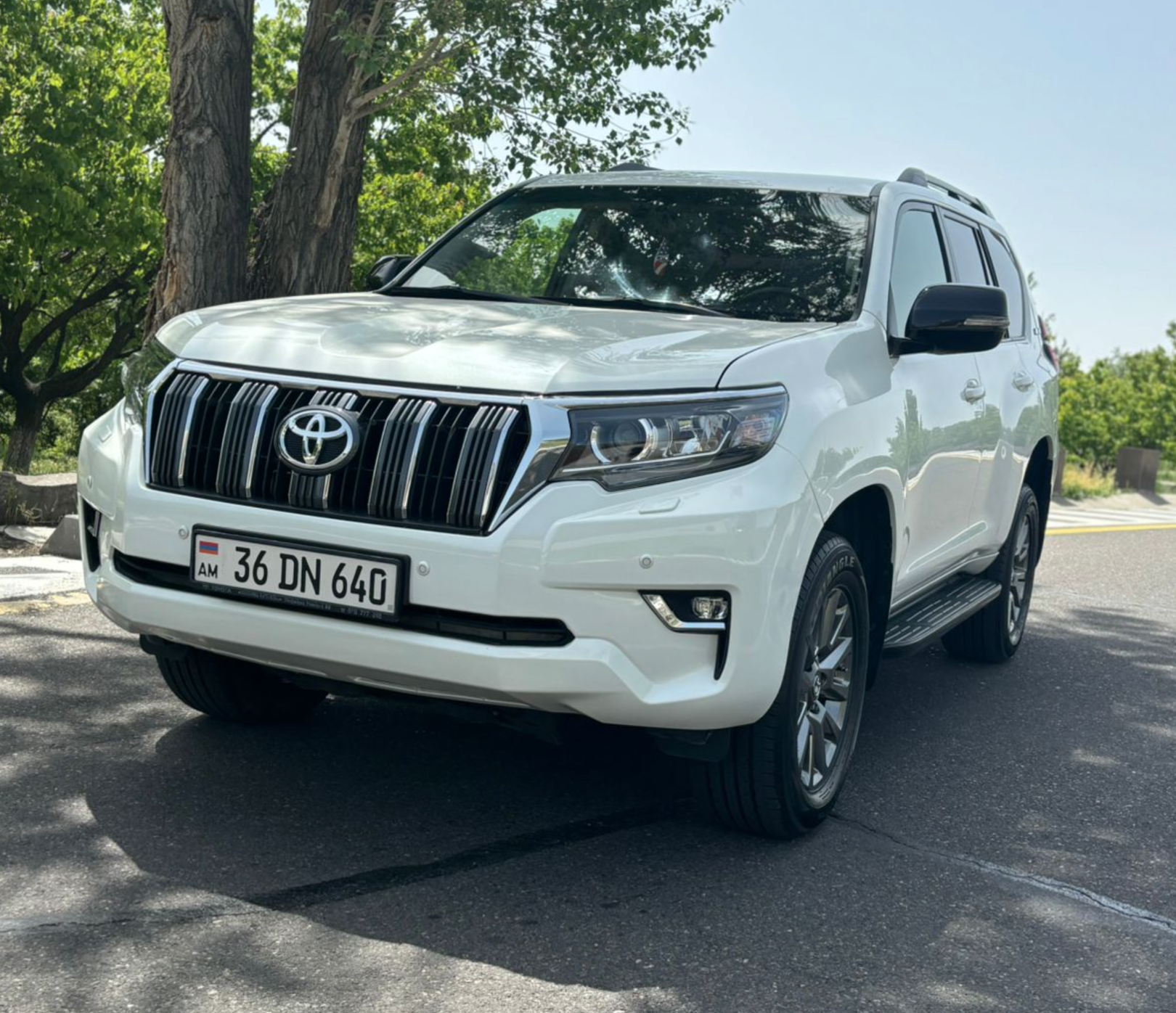 Toyota Prado 2012-2013 или аналог в Ереване, Армения