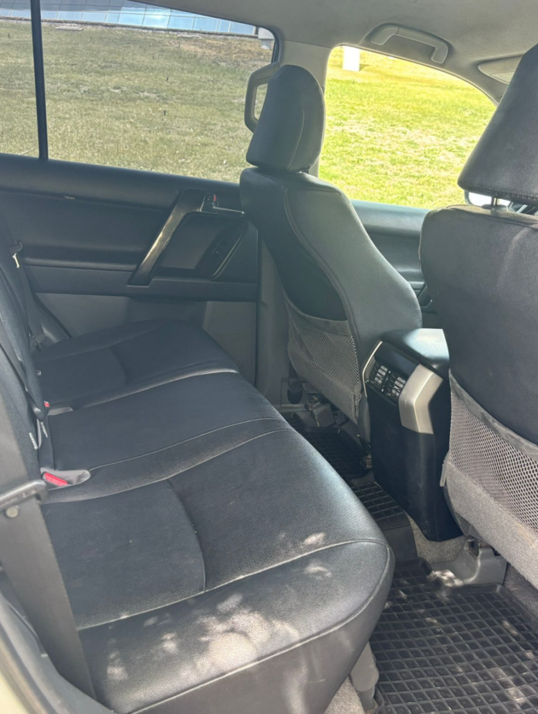 Toyota Prado 2012-2013 или аналог в Ереване, Армения