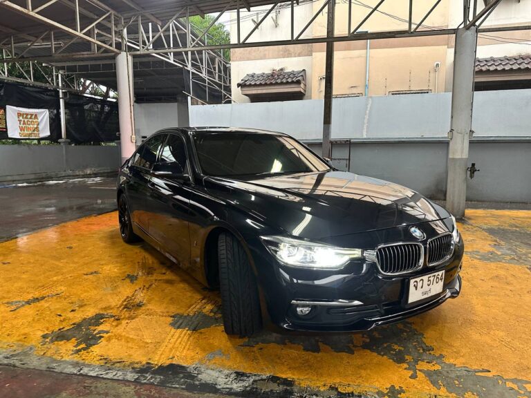 BMW 330E hybrid iPerformance 2018-2019 или аналог в Паттайе, Таиланд