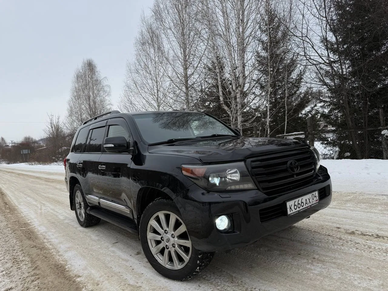 Toyota Land Cruiser 200 бензин 309 лс 2012-2014 год или аналог в Горно-Алтайске, Россия