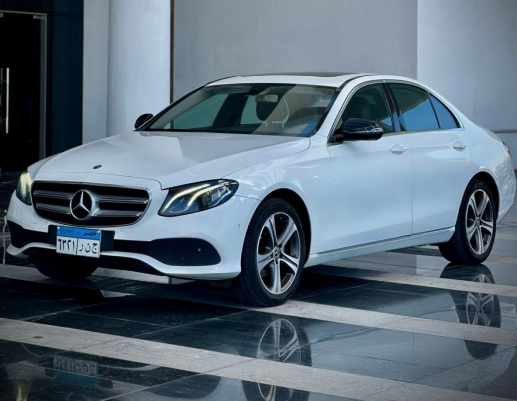 Mercedes E200 2019-2020 год в Шарм-эль-Шейхе, Египет