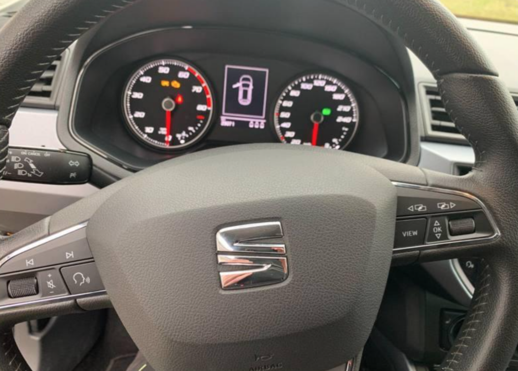 Seat Arona автомат 1,6 дизель 2018-2020 или аналог в Черногории