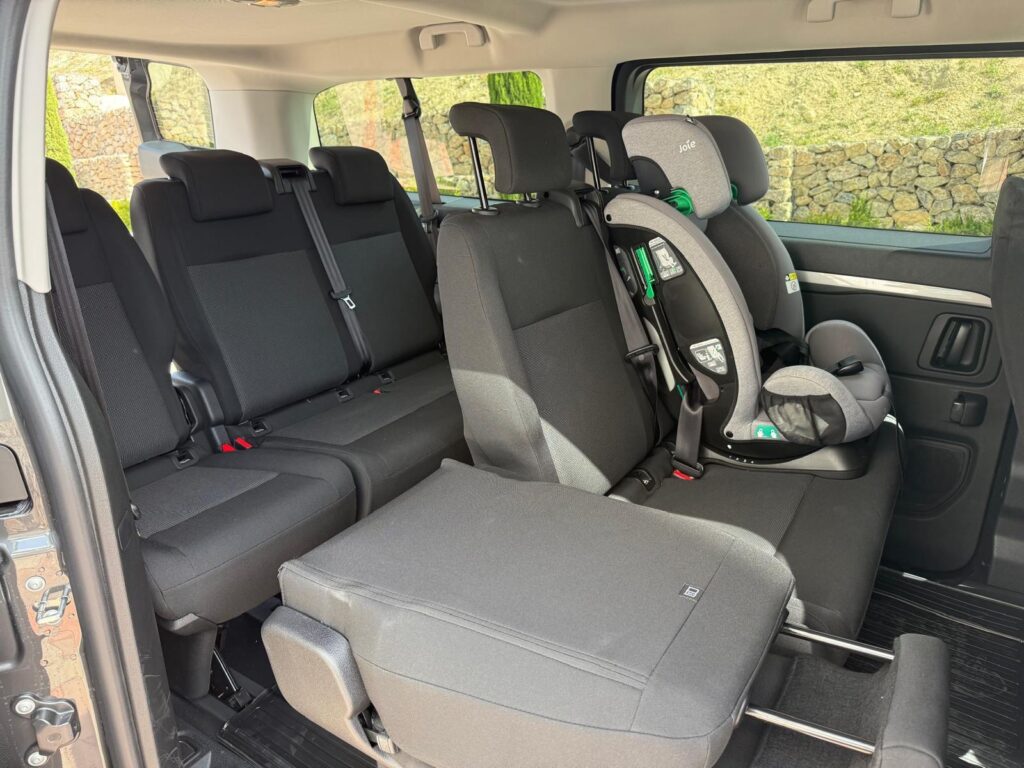 Toyota Proace Дизель 9 мест 2026 или аналог в Аликанте, Испания