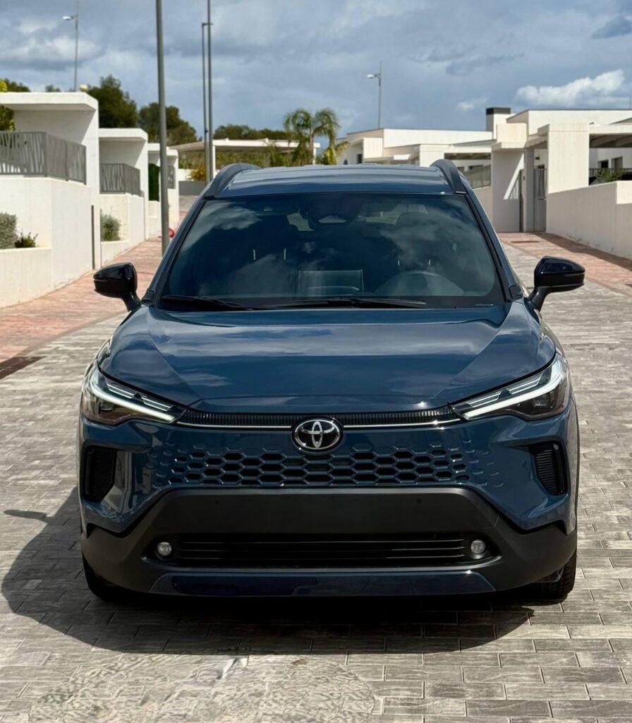 TOYOTA COROLLA CROSS гибрид 2024-2026 или аналог в Аликанте, Испания