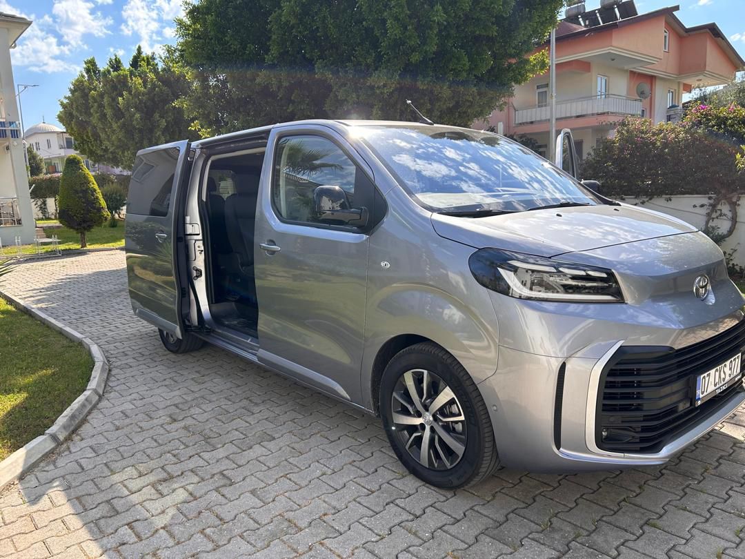 Toyota Proace 9 мест 2024-2026 или аналог в Анталии, Турция