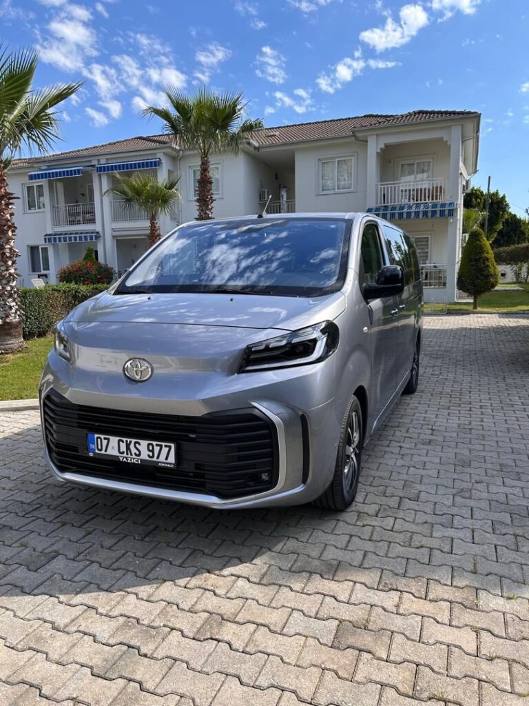 Toyota Proace 9 мест 2024-2026 или аналог в Анталии, Турция