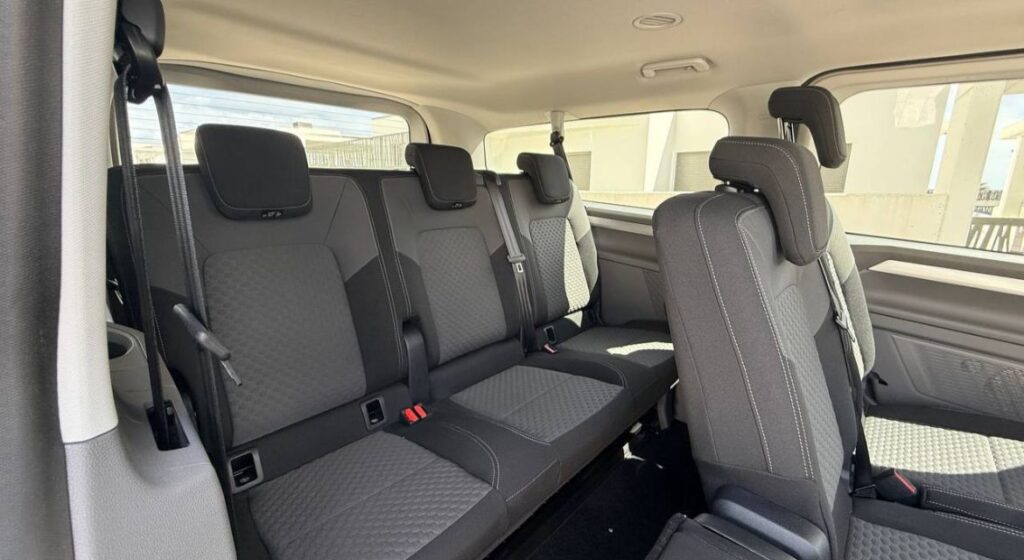 VW CARAVELLA дизель 8 мест 2026 или аналог в Аликанте, Испания