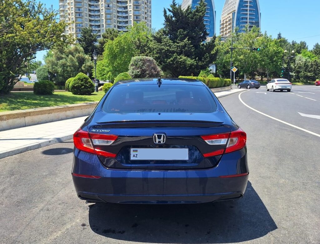 Honda Accord (2021-2024), Kia K5 2020-2024 или аналог в Баку, Азербайджан