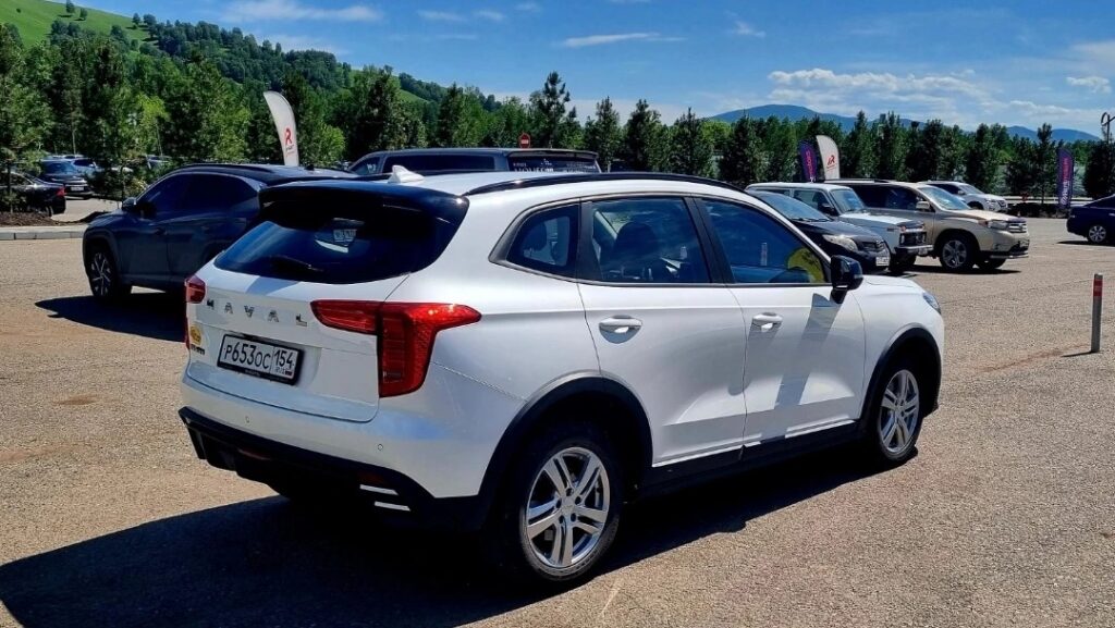 Haval Jolion рестайлинг 2024-2025 или аналог на Алтае, Россия