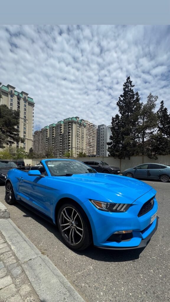 Ford Mustang синий кабриолет 2018 в Баку, Азербайджан