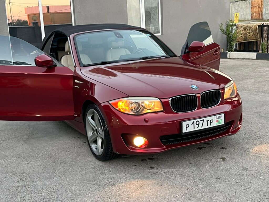 BMW 1-серии кабриолет 2008-2010 или аналог в Пицунде, Абхазия