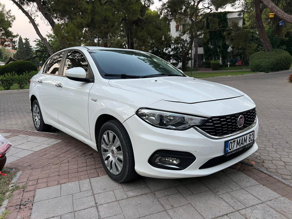 Fiat Egea автомат 1.6 дизель 2022-2024 или аналог в Анталии, Турция