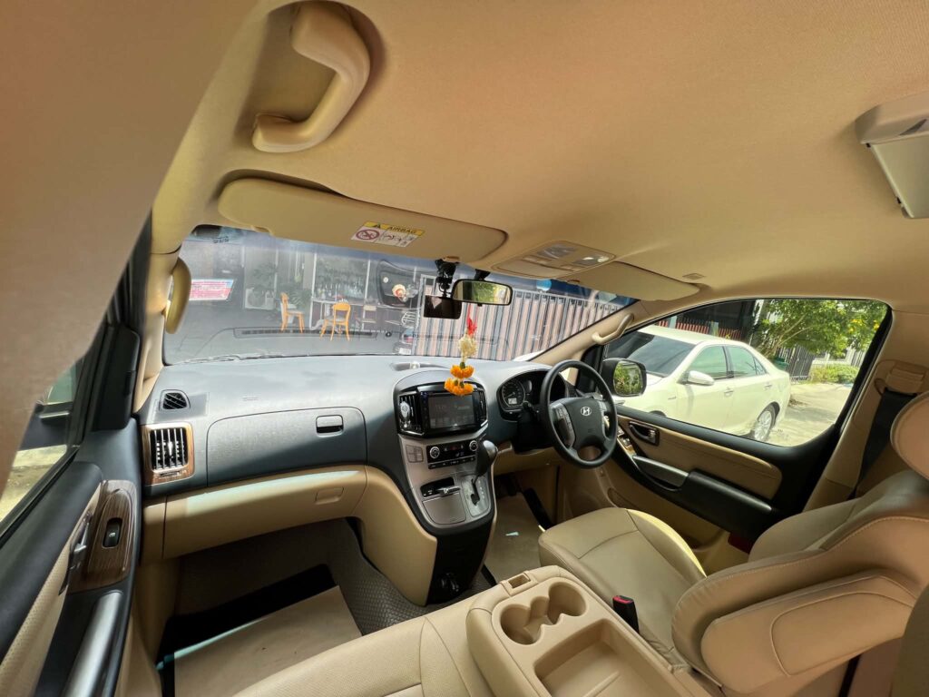 Hyundai H1 12 мест 2021-2024 или аналог на Пхукете, Таиланд