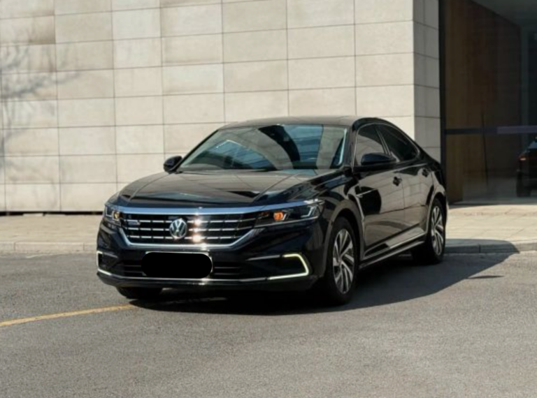 VW Passat Hybrid 2019-2021 или аналог в Барселоне, Испания