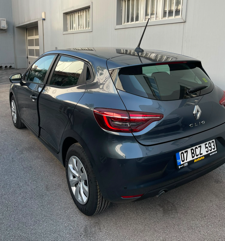 Renault Clio автомат 2022-2025 или аналог в Анталии, Турция