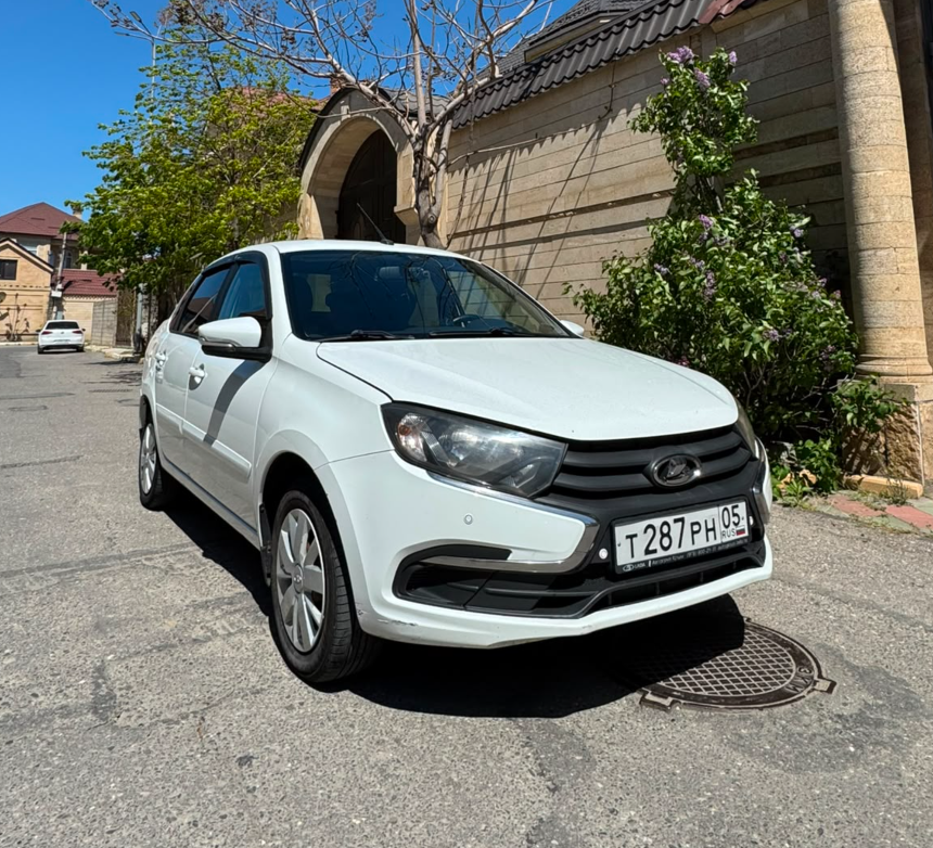 Lada Granta автомат 2020-2022 или аналог во Владикавказе, Россия