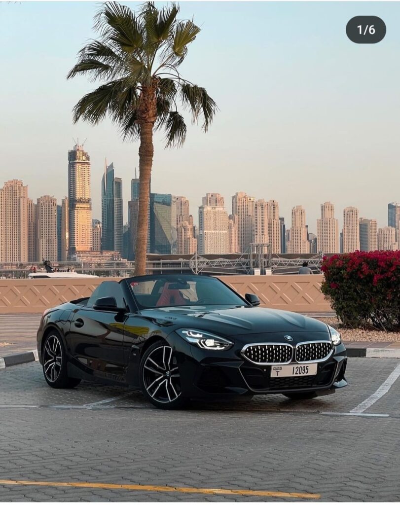 BMW z4 black 2022-2023 или аналог в Дубаи, ОАЭ